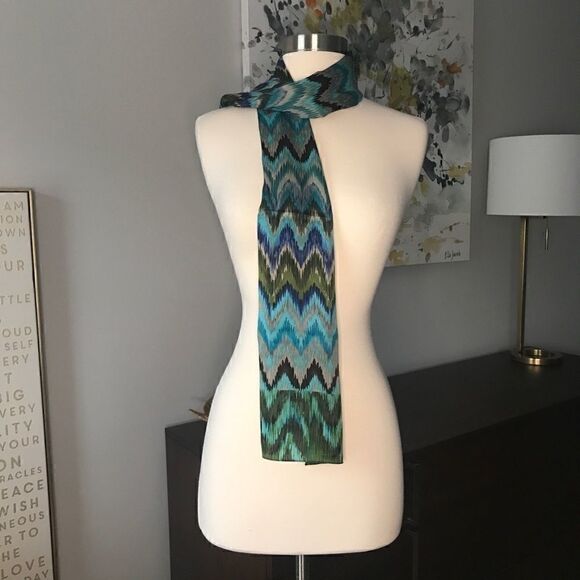 Echo Blue/Brown Chevron Print Scarf - Picture 5 of 8